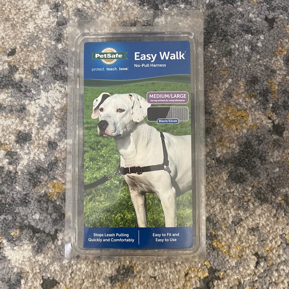PetSafe Easy Walk Black Dog Harness, Medium/Large